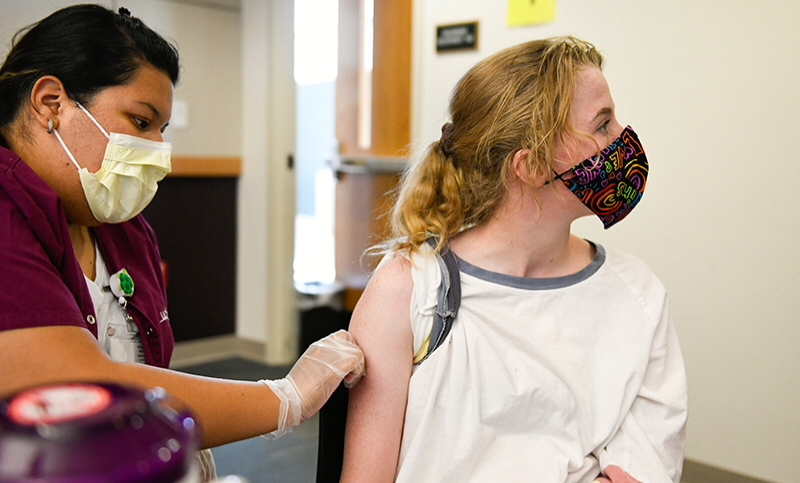 Παιδιά και έφηβοι που φοβούνται τις βελόνες