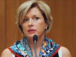 6F19AF1B-6116-4B3D-BD8C-F0329D60771B