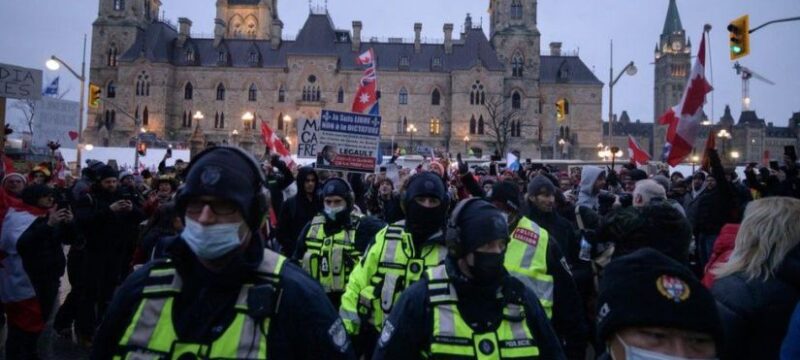 _123260418_emergencytop