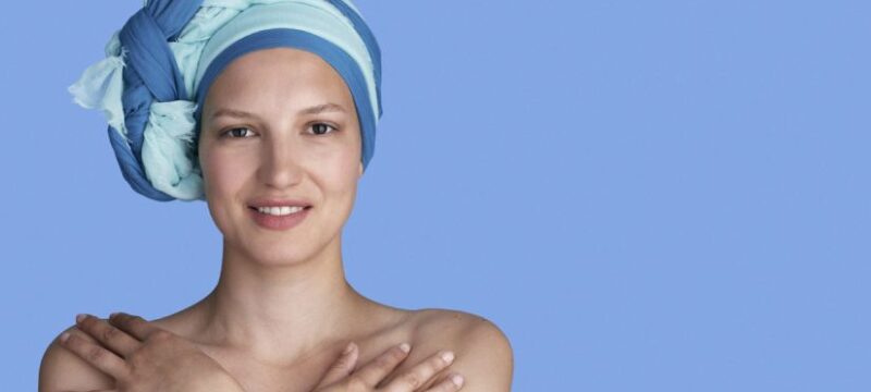 220201122036_Girl_Cancer_LaRochePosay-1280×720
