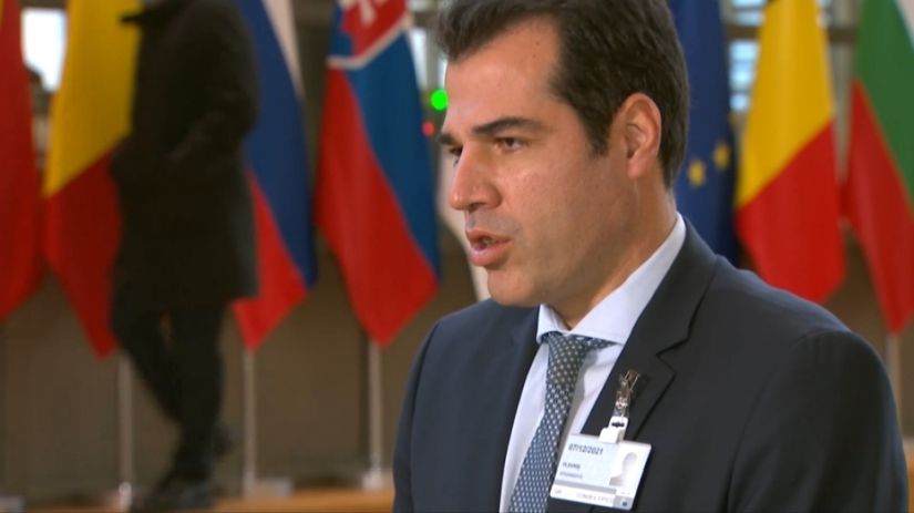 Το μήνυμα του υπουργού Υγείας από τις Βρυξέλλες