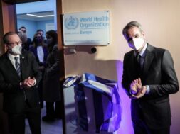 ΕΓΚΑΙΝΙΑ ΤΩΝ ΝΕΩΝ ΕΓΚΑΤΑΣΤΑΣΕΩΝ ΤΟΥ ΕΥΡΩΠΑΪΚΟΥ ΚΕΝΤΡΟΥ ΓΙΑ ΤΗΝ ΠΟΙΟΤΗΤΑ ΤΗΣ ΦΡΟΝΤΙΔΑΣ ΚΑΙ ΤΗΝ ΑΣΦΑΛΕΙΑ ΤΩΝ ΑΣΘΕΝΩΝ ΠΑΡΟΥΣΙΑ ΤΟΥ ΠΡΩΘΥΠΟΥΡΓΟΥ ΚΥΡ. ΜΗΤΣΟΤΑΚΗ(ΒΑΣΙΛΗΣ ΡΕΜΠΑΠΗΣ/EUROKINISSI)