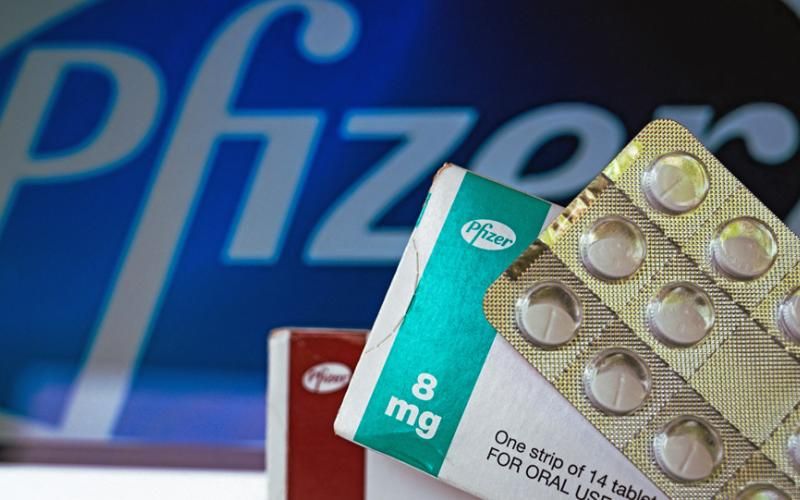 Κατέφθασαν τα χάπια της Pfizer