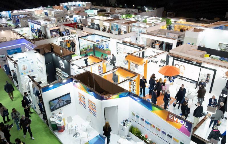 Reloaded Hellas PHARM: 2.265 επισκέπτες και 1.150 διαδικτυακοί σύνεδροι!