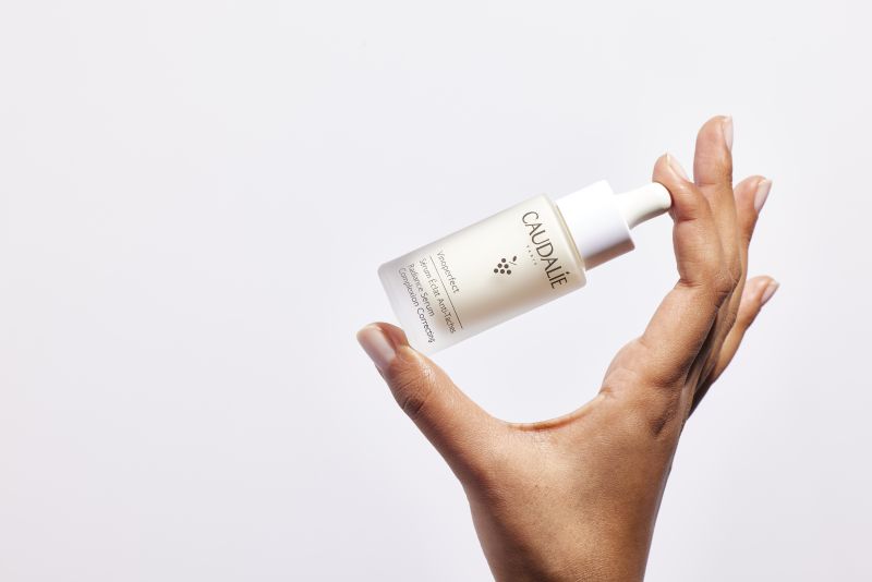 Radiance Serum Complexion Correcting: Διορθώνει όλους τους τύπους κηλίδων- Για όλες τις επιδερμίδες