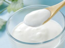 is-yogurt-part-on-a-healthy-diet-1140×563