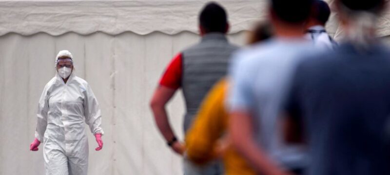 TOPSHOT-GERMANY-HEALTH-VIRUS-SLAUGHTERHOUSE