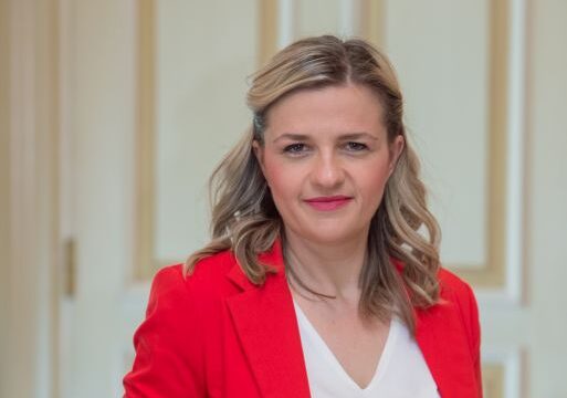 ΝΤΑΝΙΕΛΑ ΜΑΛΟ PHOTO