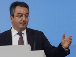 af92dec880edc6e14fc3a49e785b2736