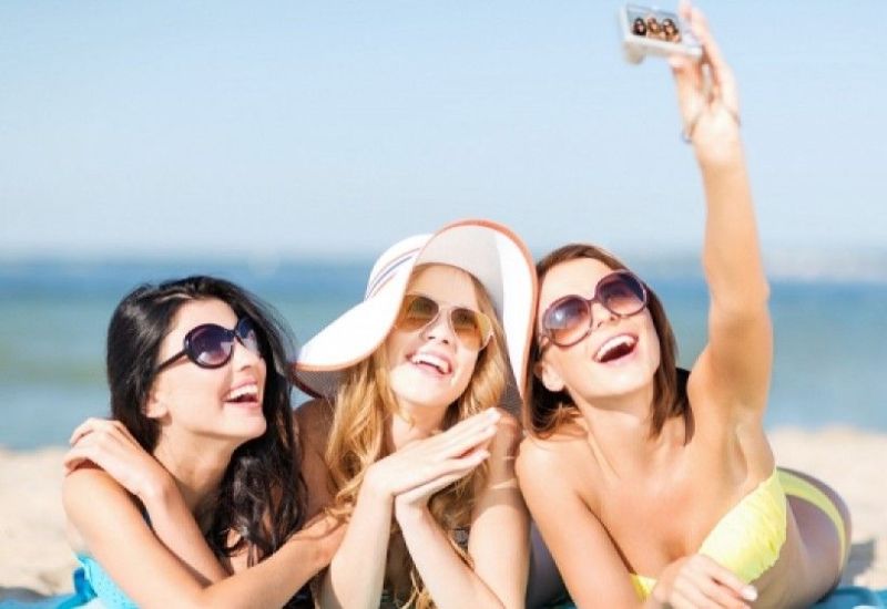 Τα δερματικά προβλήματα που φέρνει ο ήλιος