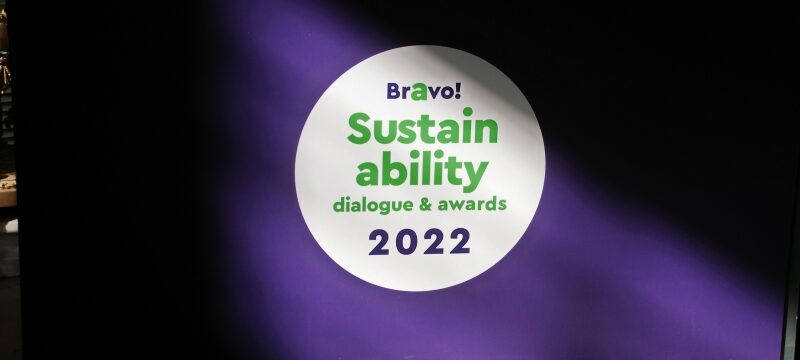 Όμιλος Ευρωκλινικής_Διάκριση στα Bravo Awards 2022_Στιγμιότυπο από την βράβευση