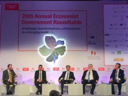 ΠΑΝΕΛ ECONOMIST