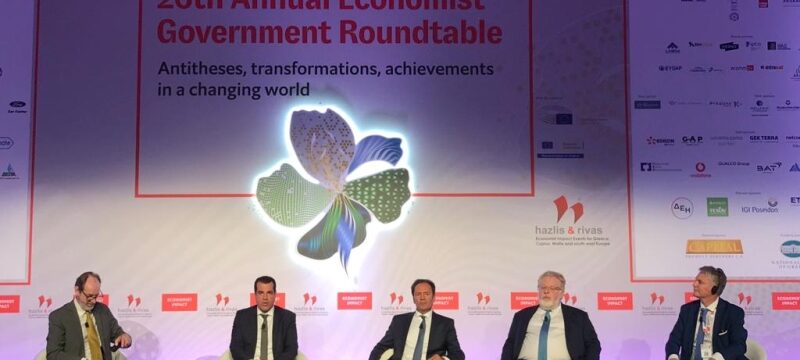 ΠΑΝΕΛ ECONOMIST