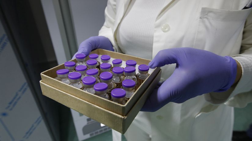 ΦΣΘ: Στα ψυγεία των φαρμακείων 420.000 εμβόλια κατά της εποχικής γρίπης