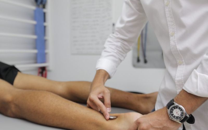 O Πανελλήνιος Σύλλογος Φυσικοθεραπευτών κατά της αύξησης των ασφαλιστικών εισφορών των αυτοαποσχολούμενων