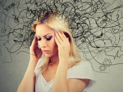 mind-wandering-woman-thoughts-confused-702×375