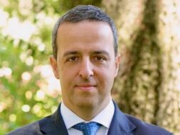 FOTO_NIKOS_2_red_rec-e1591610013441