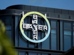 bayer_logo_building