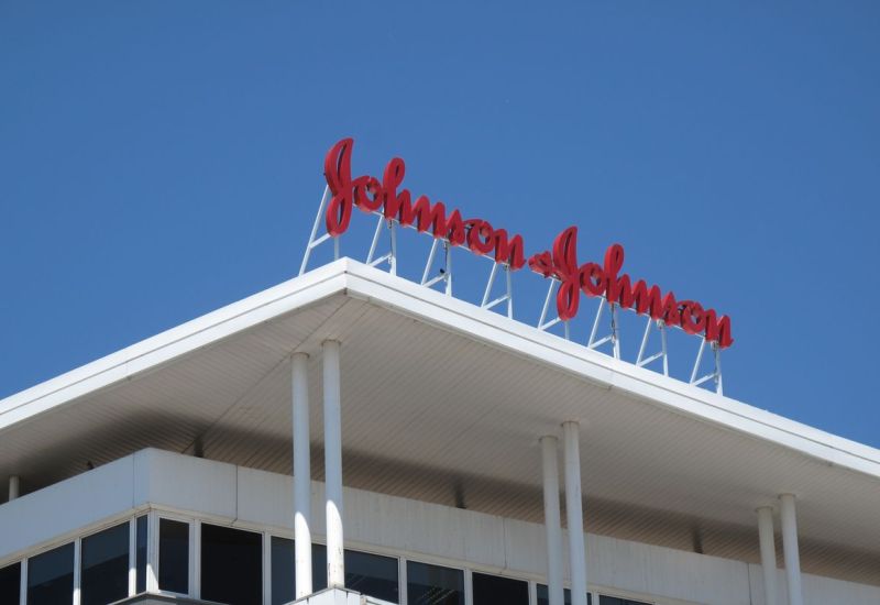 Η Johnson & Johnson ανακοινώνει μια νέα εποχή ως παγκόσμια εταιρεία υγειονομικής περίθαλψης με ανανεωμένη ταυτότητα