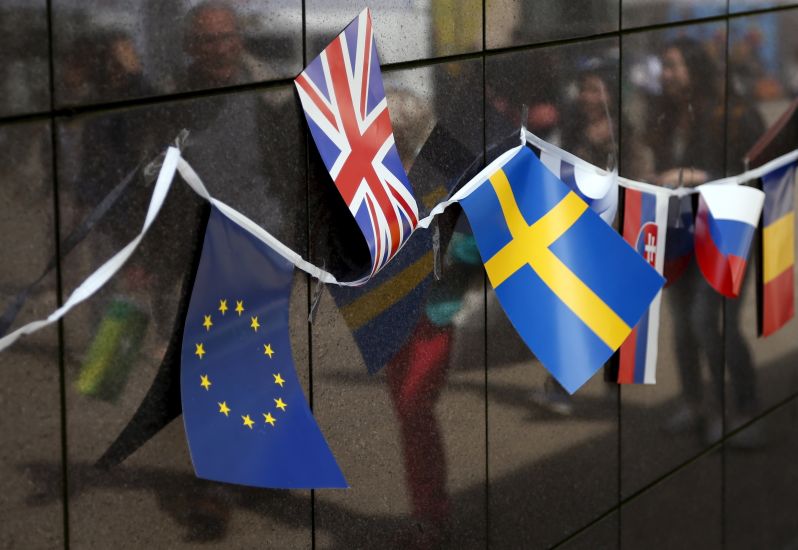 Έντονη ανησυχία των Ευρωπαίων για το αυξανόμενο κόστος ζωής