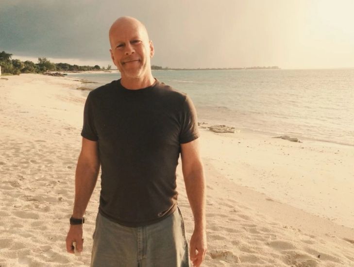 Η Ντέμι Μουρ μας συγκινεί και στέλνει μήνυμα ευαισθητοποίησης για τους ανθρώπους με άνοια