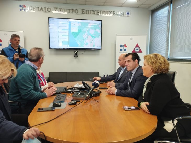 Επικοινωνία Υπουργού Υγείας Θάνου Πλεύρη και Αν. Υπουργού Μίνας Γκάγκα με την ομάδα του ΕΤΙΚ- ΕΚΑΒ που βρίσκεται στην Τουρκία