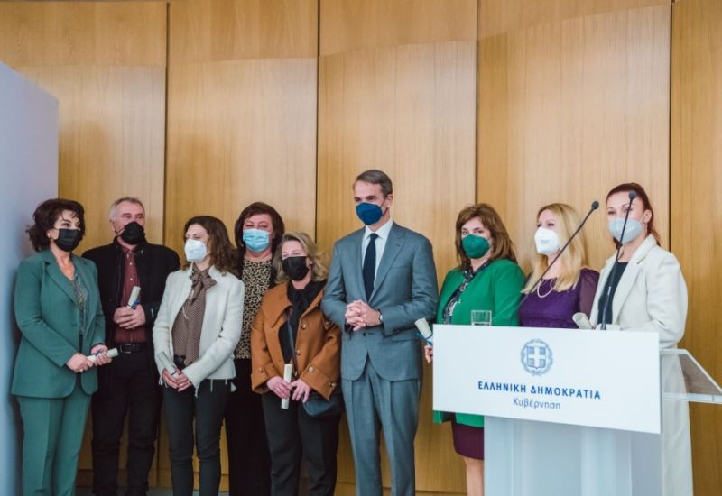 Πρώτα τιμητικά βραβεία Ε.Σ.Υ.: Ένα βραβείο και πολλά ευχαριστώ!