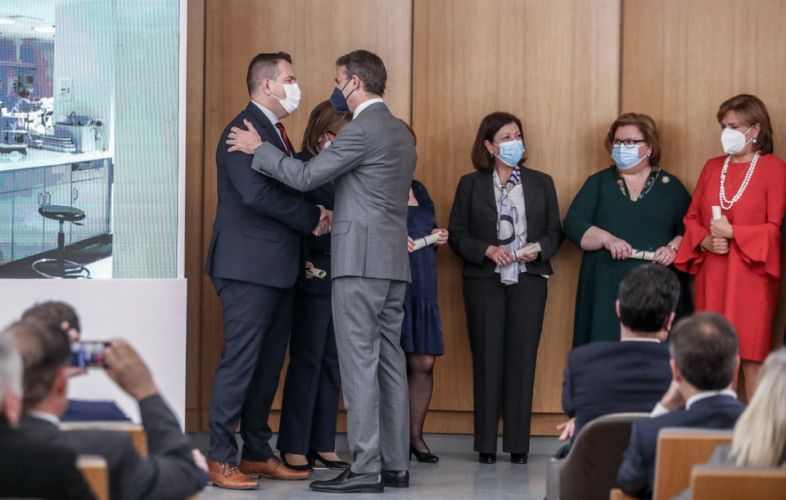 Μητσοτάκης προς υγειονομικούς: Προτεραιότητα της ΝΔ η υγεία στην επόμενη τετραετία