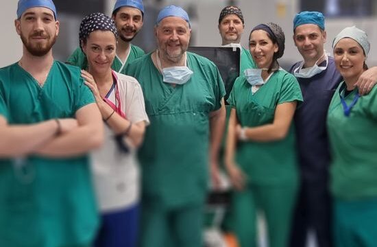 ΔΕΛΤΙΟ ΤΥΠΟΥ ΙΑΣΩ ΓΕΝΙΚΗ ΚΛΙΝΙΚΗ_ΠΡΩΤΟ ΠΕΡΙΣΤΑΤΙΚΟ ΡΟΜΠΟΤΙΚΗΣ ΑΡΘΡΟΠΛΑΣΤΙΚΗΣ ΤΟΥ ΓΟΝΑΤΟΣ ΜΕ ΤΟ ΡΟΜΠΟΤΙΚΟ ΣΥΣΤΗΜΑ CORI