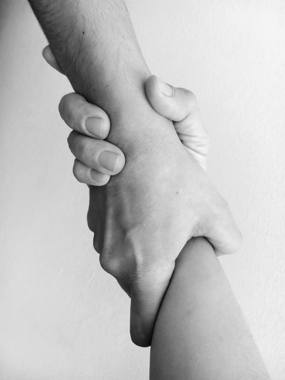 Συγκρότηση δικτύου κλινικών και μονάδων ψυχικής υγείας για την ψυχολογική υποστήριξη των θυμάτων των Τεμπών