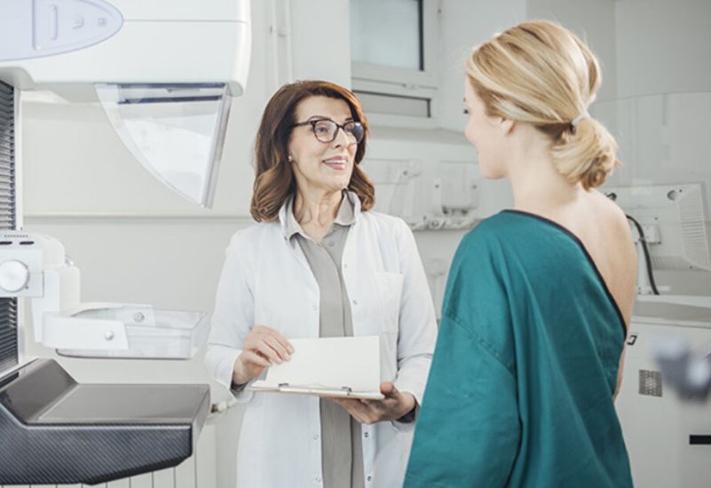 Μπουρλά: Οι ερευνητές θα χρησιμοποιούν την ΑΙ και αντί να φέρουν τη θεραπεία του καρκίνου σε 10 χρόνια, θα τη φέρουν σε 4