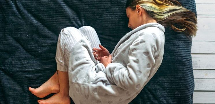 wmnPain-112865877-770×553-745×490