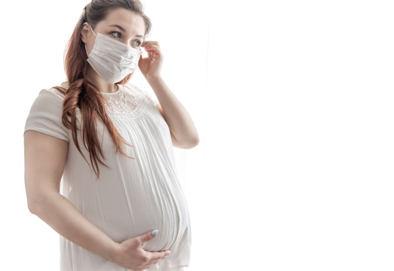 Εγκυμοσύνη και Covid-19: Πώς επηρεάζει την εγκεφαλική ανάπτυξη στα βρέφη