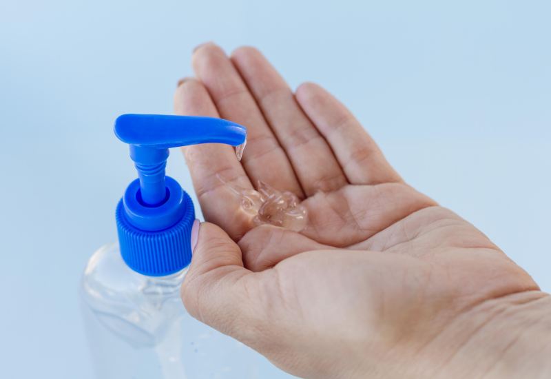 Νέα ανακοίνωση του ΕΟΦ για την απαγόρευση αλκοολούχου τζελ