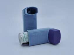 medicine-g963f50003_1920