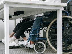 pexels-ivan-samkov-8127701