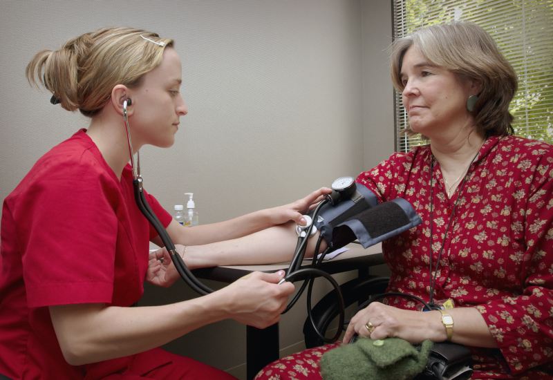 Νοσοκομειακή Κατ’ Οίκον Νοσηλεία και Φροντίδα Υγείας: Ποιες είναι οι προϋποθέσεις ένταξης των ασθενών