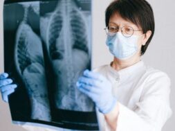 pexels-anna-shvets-4225880