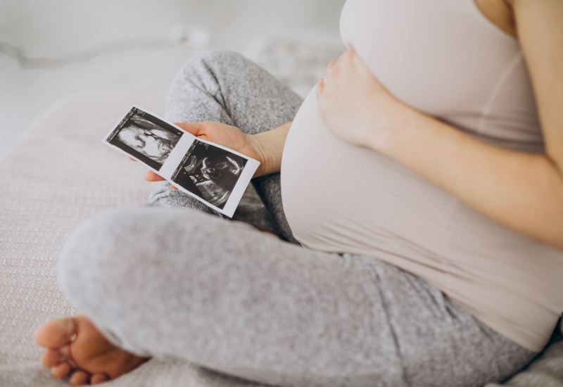 Η μητρότητα ξεκινά με φροντίδα