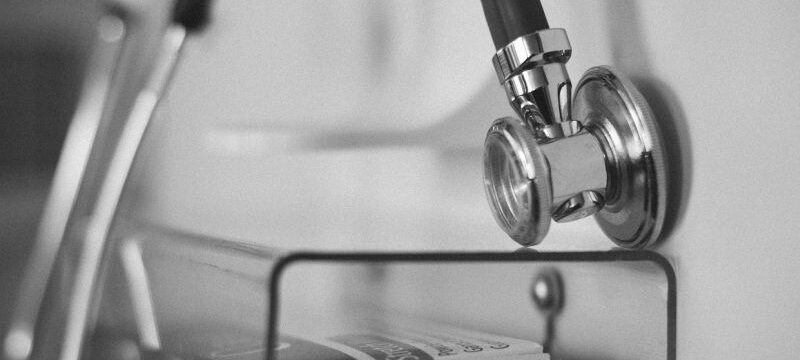 stethoscope-g7ab75330d_1280