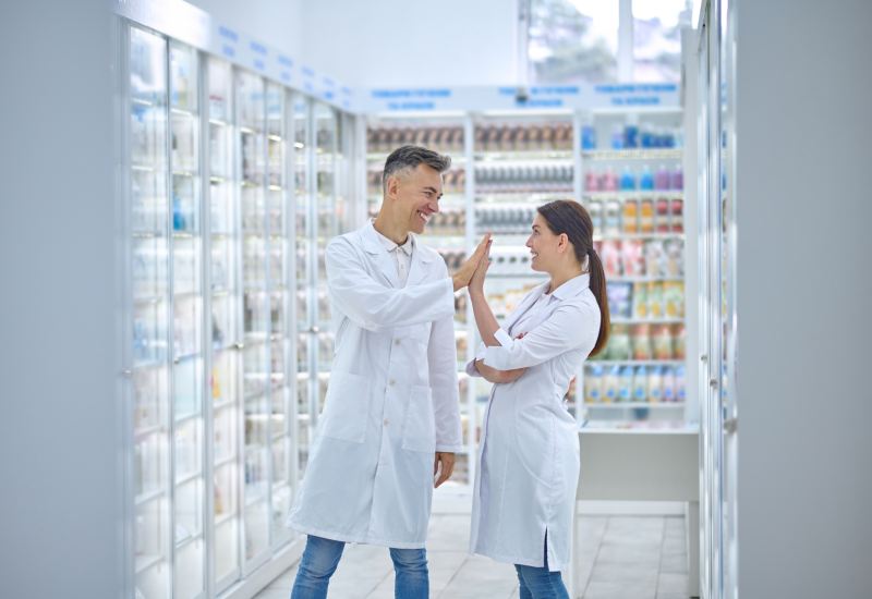 Π.Φ.Σ.: Διοργάνωση εκπαιδευτικών σεμιναρίων παρασκευής γαληνικών σκευασμάτων