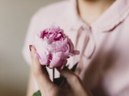 pexels-kristina-paukshtite-112324