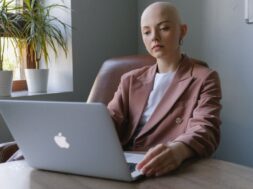 pexels-anna-shvets-5325076