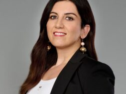 PHOTO 1_ΛΑΜΠΡΙΝΑ ΜΠΑΡΜΠΕΤΑΚΗ