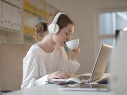 pexels-andrea-piacquadio-3790797