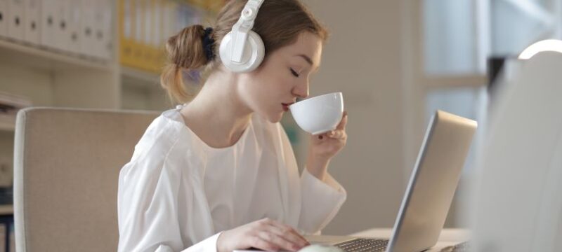 pexels-andrea-piacquadio-3790797