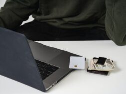 pexels-sora-shimazaki-5935739