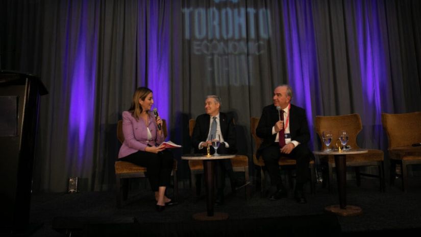 Πιθανή συνεργασία Ελλάδας-Καναδά στον φαρμακευτικό τομέα