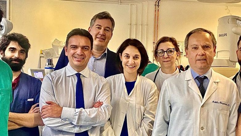 Οι γιατροί στο Κέντρο Επεμβατικής Αντιμετώπισης Εγκεφαλικών Επεισοδίων αφαίρεσαν θρόμβο από τον εγκέφαλο παιδιού μέσα σε 15 λεπτά!