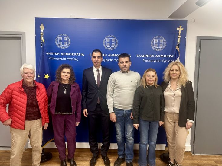 Συνάντηση Θεμιστοκλέους με εκπροσώπους ασθενών για τις ελλείψεις μονάδων αίματος